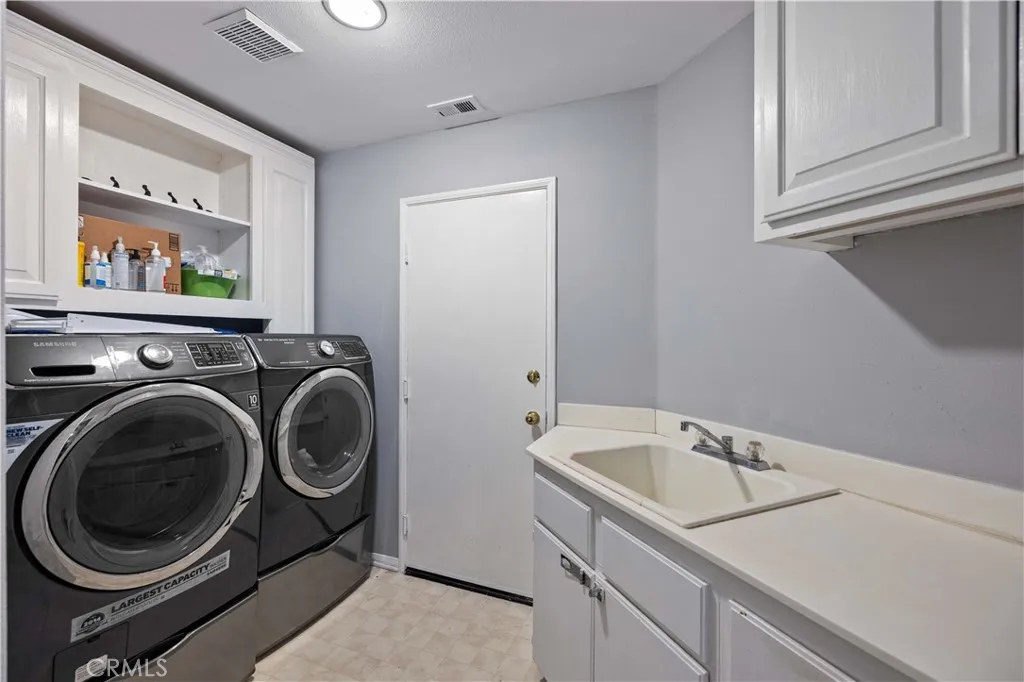 3734 Las Palmas, Palmdale, California 93550 home-pic-23